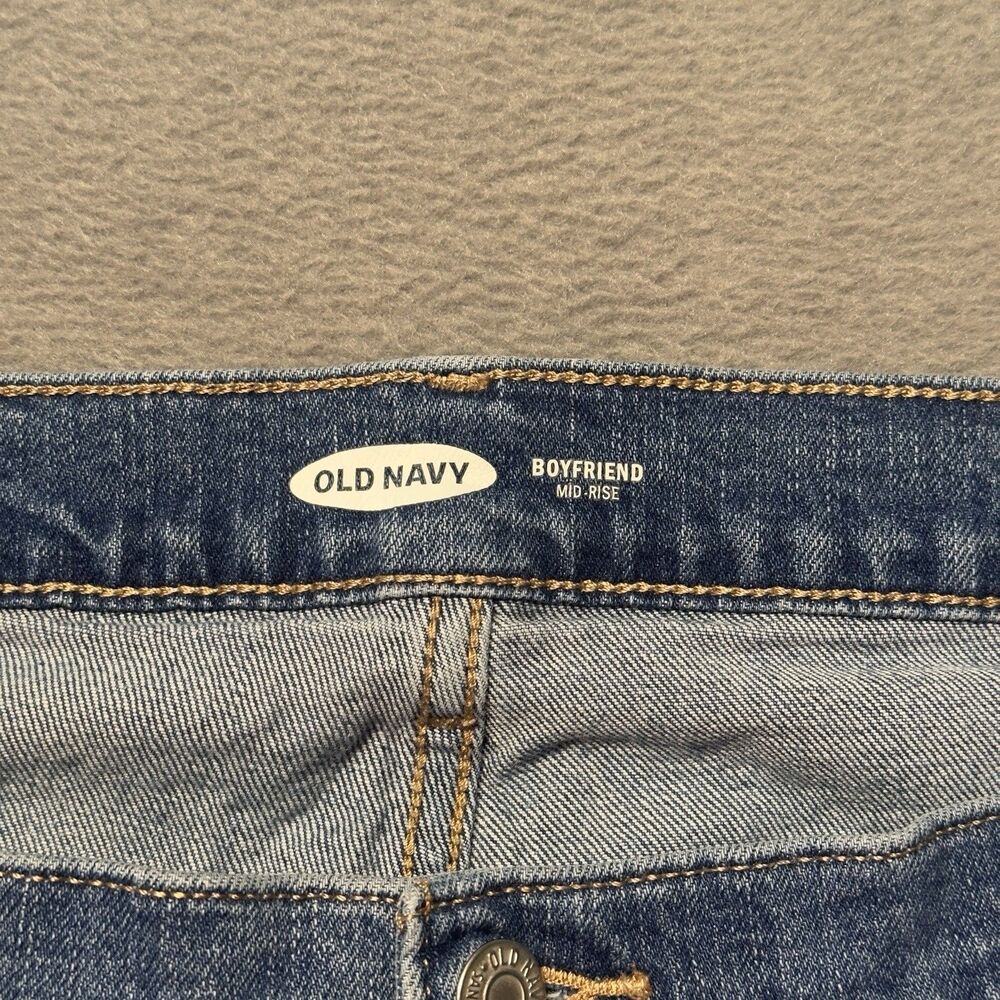 Old Navy Womens 18 Boyfriend Jeans Blue Mid Rise Relaxed Fit Stretch Denim EUC - Picture 4 of 9
